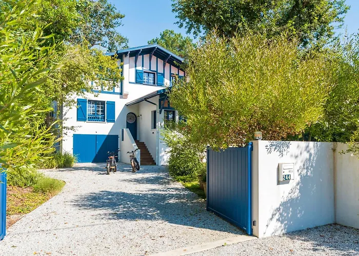 Iparra -elegance, Confort Pres Golf